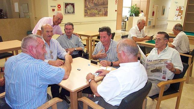 Valencia, Asturias, La Rioja y Madrid, las autonomías que más incrementan el gasto en servicios sociales