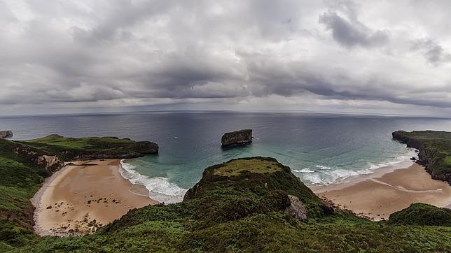 Playas de La Ballota y Andrín