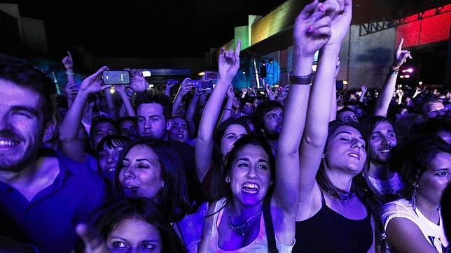 El Sónar bate su récord con 121.000 asistentes, 23.000 más que en 2012