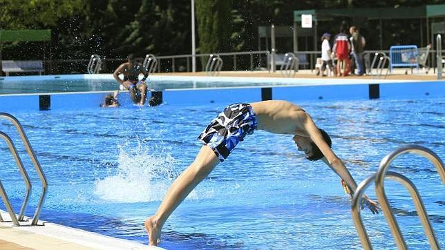 Arrancan las inspecciones a piscinas