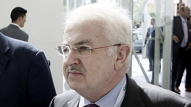 CEOE pide disculpas por considerar excesivo el permiso laboral por defunción