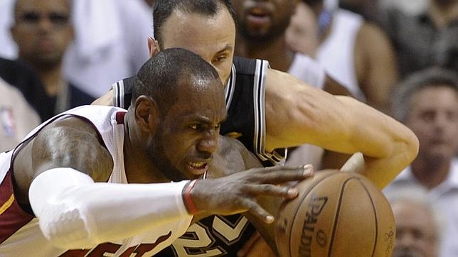 James y Allen salvan a los Heat y fuerzan el séptimo partido