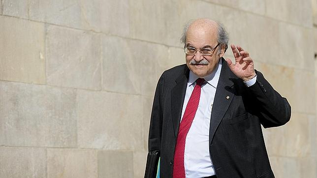 Mas-Colell avala a los inversores de BCN World pese a que «todos los chinos parecen iguales»