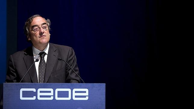 CEOE busca más socios para que «la utilización de fondos públicos sea residual»