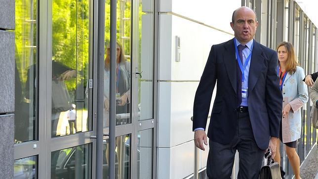 De Guindos cree que la economía española crecerá en el tercer trimestre de 2013