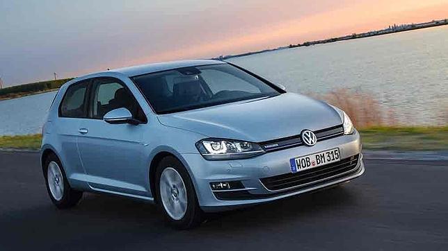 Llega el nuevo y austero Volkswagen Golf TDI BlueMotion