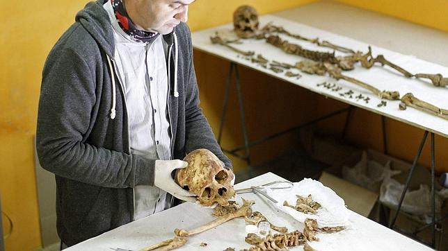 Hallan la primera tumba imperial de la cultura preinca Wari