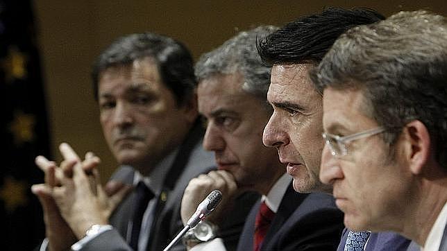 Soria pide reunirse con Almunia y Barroso para que reconsidere la devolución del «tax lease»