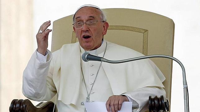 La primera encíclica del Papa Francisco, «Lumen fidei», se presentará el 5 de julio
