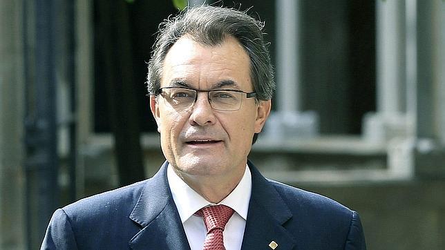 Mas «olvida» a Kosovo y pone a Croacia como modelo para Cataluña