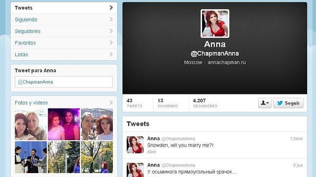 La exespía rusa Anna Chapman pide matrimonio a Snowden a través de Twitter