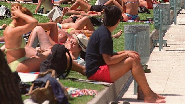 Hay que protegerse sobre todo en las horas centrales del día