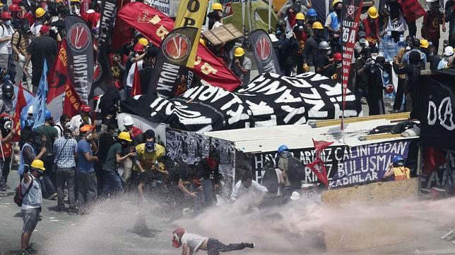 Un tribunal falla contra el proyecto de Estambul que desató las protestas