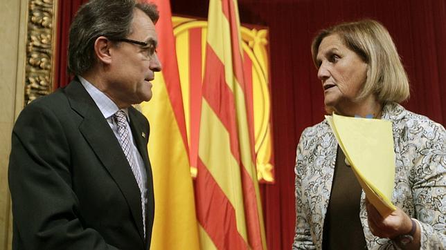 CiU disparó su deuda con la banca un 670% en solo cuatro años