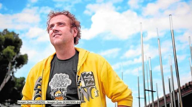 «Los niños de los hospitales pintan de rojo las pulseras blancas que les dan»