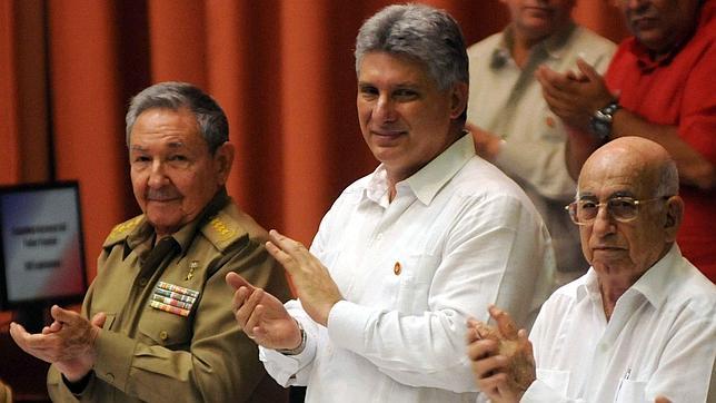 Cuba admite una desaceleración económica y el aumento del paro
