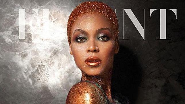 Beyoncé posa para la revista «Flaunt» llena de glitter