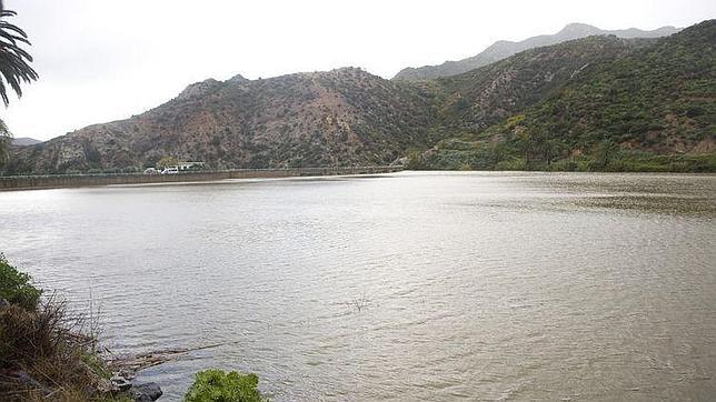 Vista de la presa de La Encantadora