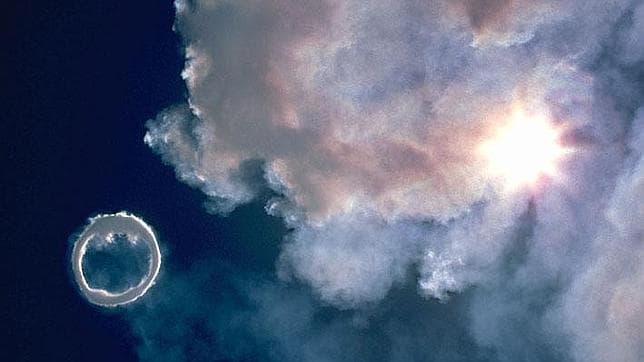 Los misteriosos anillos de humo volcánicos
