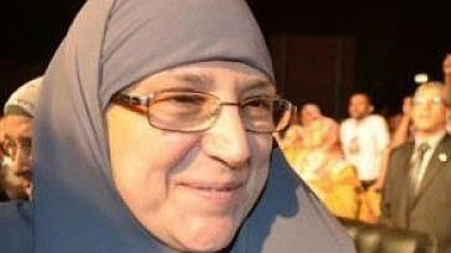 Los jóvenes egipcios recelan de la imagen de la mujer del expresidente Mursi