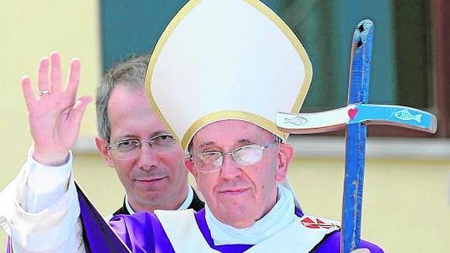 El Papa crea una comisión investigadora de toda la actividad económica del Vaticano