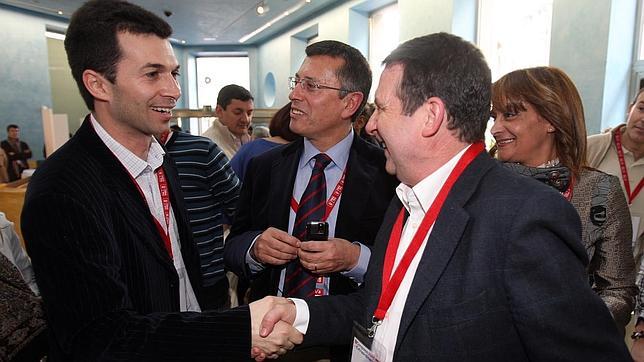 Críticos del PSdeG creen que las primarias son una «cortina de humo», diseñadas por el «aparato» para perpetuarse