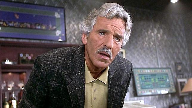 Muere Dennis Farina, el detective de «Ley y orden»