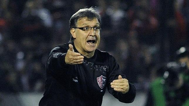 El Barça hace oficial el fichaje de Gerardo 'Tata' Martino