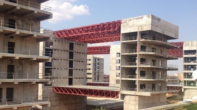 El juez investiga una presunta falsificación de firmas en las obras del nuevo hospital