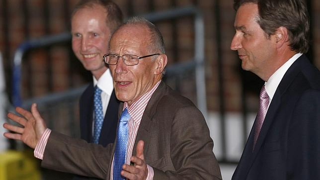 Marcus Setchell, el médico que atendió a Catalina en el parto: «Es un precioso bebé»