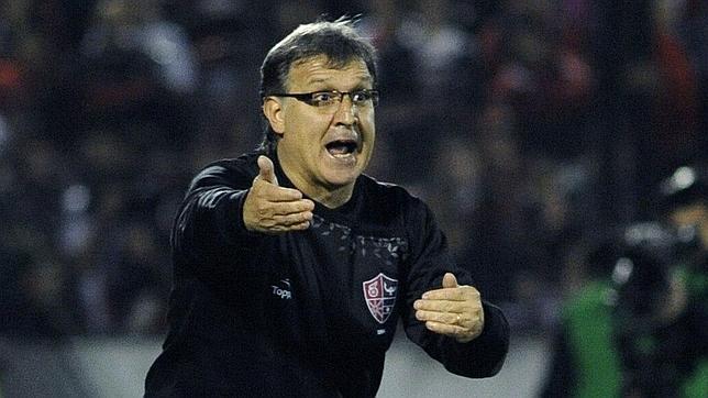 Tata Martino, un discípulo de Bielsa para apaciguar al Barça