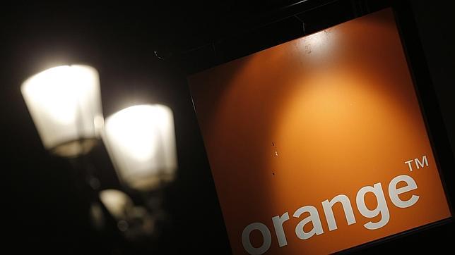 Competencia sanciona a Orange con una multa de 61.600 euros por no notificar la compra de Simyo