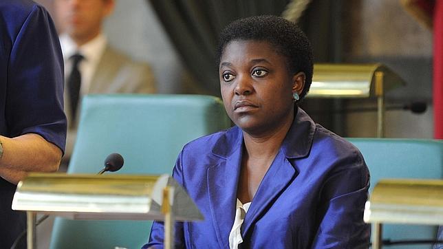 La ministra italiana negra está «cansada» de insultos: «No me los esperaba tan fuertes»