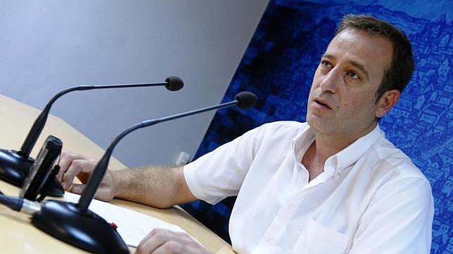 IU, a favor de romper el contrato del agua con TAGUS