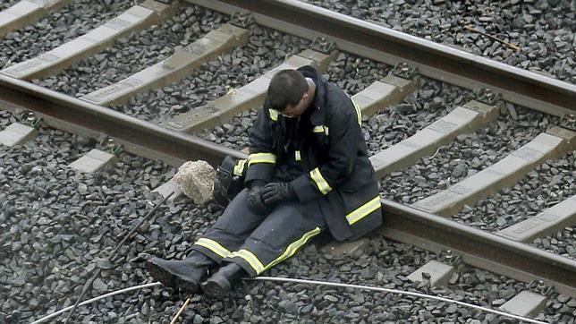 Angrois, el pueblo que se levanta una vez tras otra