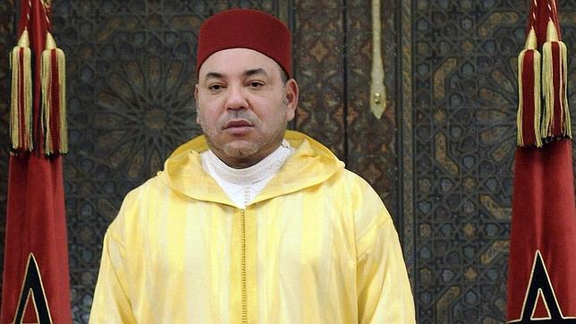 El rey de Marruecos «nunca fue informado» de los crímenes del pederasta español