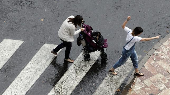 Bajan las temperaturas y arrecian las lluvias en parte del país