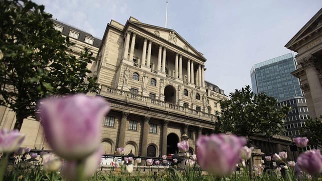 El Banco de Inglaterra mantendrá los tipos en mínimos hasta que el paro baje del 7%
