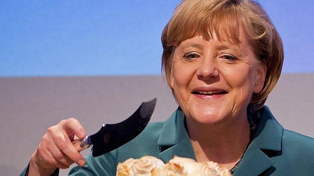 Merkel podría dimitir en 2016, según la revista «Stern»