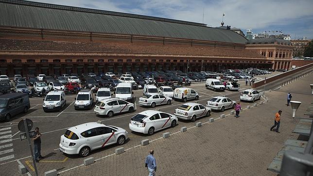 Los autónomos trabajan casi 7 horas más a la semana que el resto de empleados