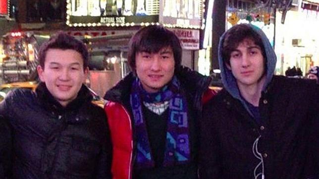 Dos amigos kazajos de los Tsarnaev, acusados de ocultar pruebas del atentado de Boston