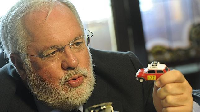 Miguel Arias Cañete: «Yo no he robado en mi vida»