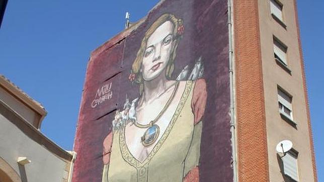 Transforman una fachada de Quintanar en un mural sobre Don Quijote