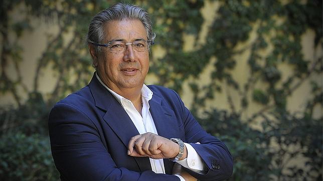 Zoido entregará a Rajoy un informe sobre posibles candidatos