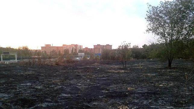 El fuego quema la zona que acogerá el centro de regatas de Madrid 2020