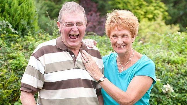 El hombre condenado a sonreír de por vida