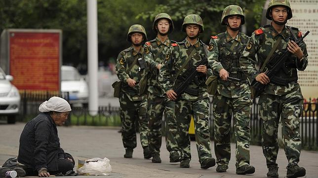 Pekín condena a muerte a dos acusados de provocar choques étnicos en Xinjiang