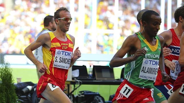 Sergio Sánchez y Bezabeh, eliminados en 5.000 metros