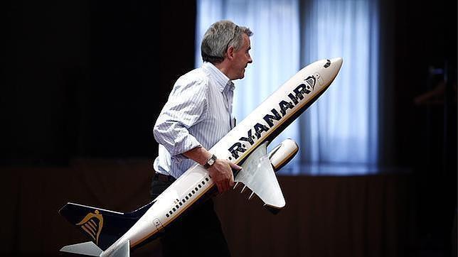 La Xunta investigará si Ryanair y Rumbo subieron precios tras el accidente de Santiago