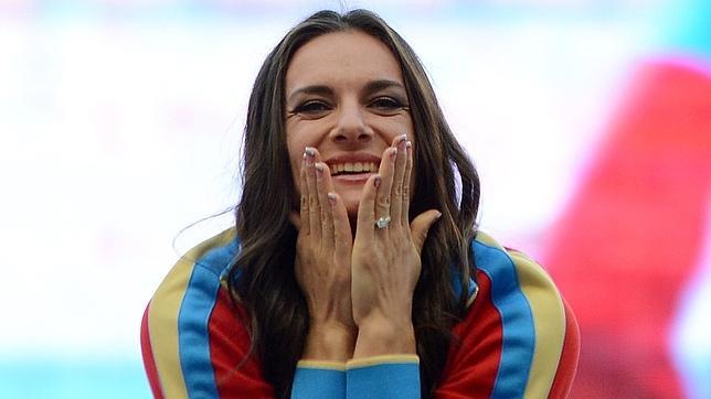 Isinbayeva matiza su apoyo a la ley contra la propaganda gay